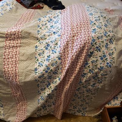 Machine & Hand Stitched Quilts (B1-KD)
