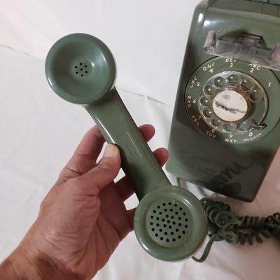 Classic Landline Telephones (B3-KD)
