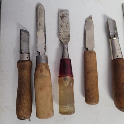 Large Lot of Chisels and Gouges (SB-EL)