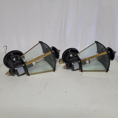 Outdoor Light Fixtures and Bulbs (SB-EL)