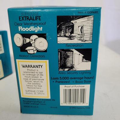 Outdoor Light Fixtures and Bulbs (SB-EL)