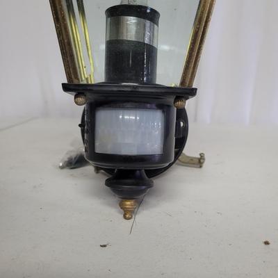 Outdoor Light Fixtures and Bulbs (SB-EL)