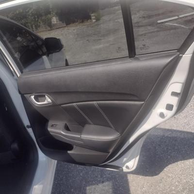 2013 Honda Civic EXL Four Door Sedan Fully Loaded with 79,500 and Clean Title (Please See Note Below for Important Information)