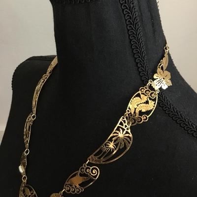 Beautiful, vintage, wild bryde loon statement, necklace