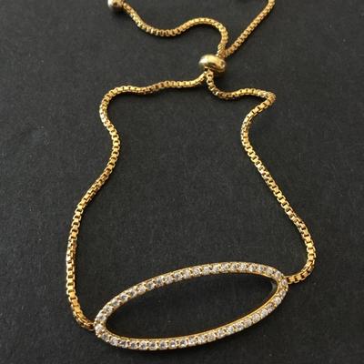 Beautiful gold tone slider bracelet