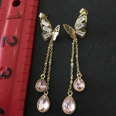 Gorgeous, crystal butterfly dangle earrings very nice