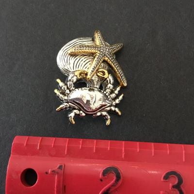 Vintage Best crab starfish, shell, ocean, brooch, signed
