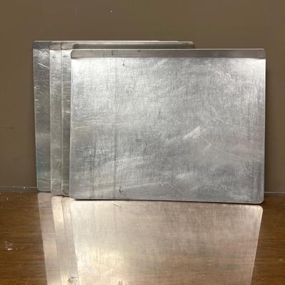 Lot of 4 Square Pizza Pans