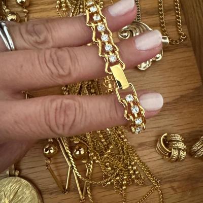 Costume Gold and Silver Necklaces (B3-TF)