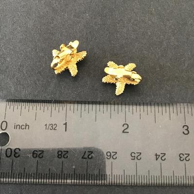 Vintage, gold, toned, textured, starfish clip on earrings