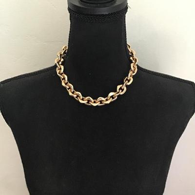 Beautiful very nice gold tone chunky chain statement necklace