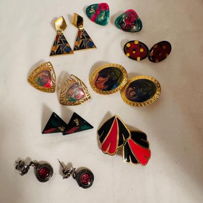 Large Selection of Vintage Earrings (Pierced) (B3-TF)