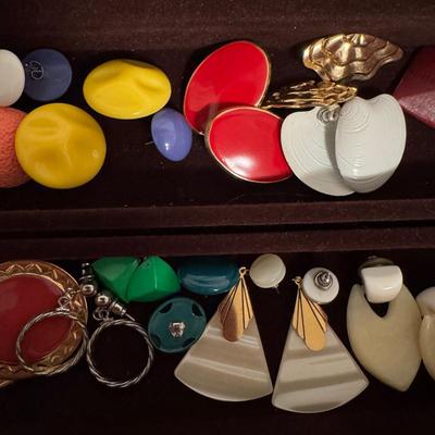 Large Selection of Vintage Earrings (Pierced) (B3-TF)