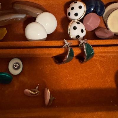 Large Selection of Vintage Earrings (Pierced) (B3-TF)