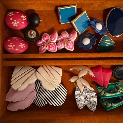 Large Selection of Vintage Earrings (Pierced) (B3-TF)