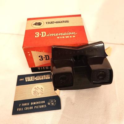 Lot #98 Vintage Bakelite View Master in Original Box