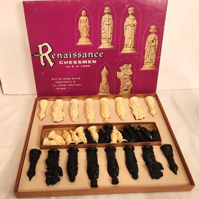 Lot #102 Lowe Renaissance Chess Set - complete in box - vintage