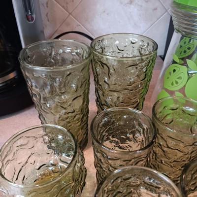 RETRO GLASSES AND JUICE CONTAINER