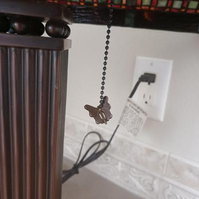TIFFANY STYLE LAMP