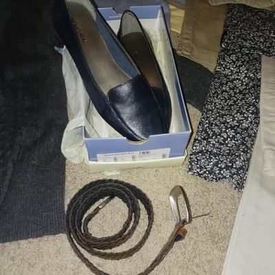 WOMEN'S CASUAL CLOTHING, NEW SHOES, AND BELT