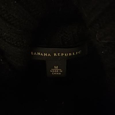 WOMEN'S CASUAL CLOTHING, NEW SHOES, AND BELT