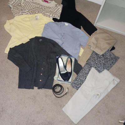 WOMEN'S CASUAL CLOTHING, NEW SHOES, AND BELT