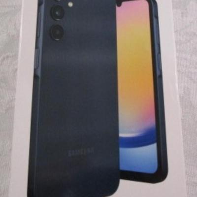 Sale Photo Thumbnail #1: 6.5" super Amoled display