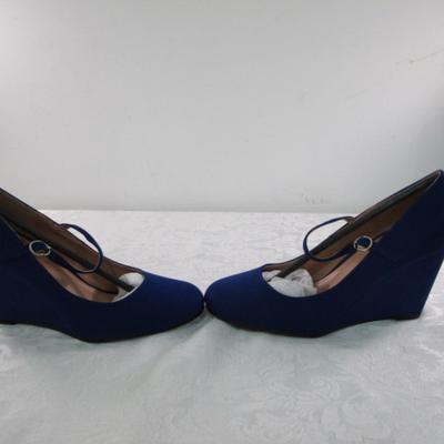 Sale Photo Thumbnail #33: See pictures, sole at widest part is 3-1/8"