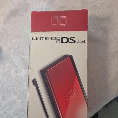 Nintendo DS Lite game system, no charging cord