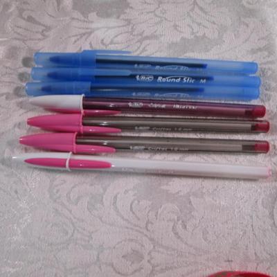 Sale Photo Thumbnail #173: 19 new Bic pencils .5 mm, 14 new Bic gelocity .7 mm pens, 15 Bic pens, 1 Hello Kitty pen with lanyard