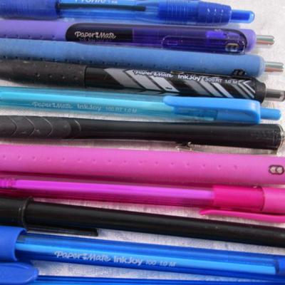 Sale Photo Thumbnail #191: 11 are mini pens, the rest regular size
