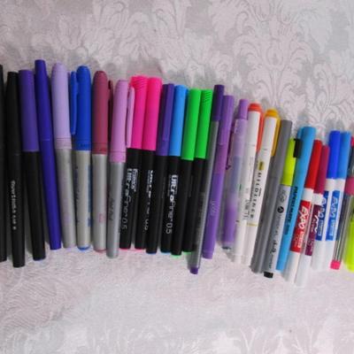 Sale Photo Thumbnail #226: Expo, Highlighter, Bic, etc., Various styles & colors, all work well