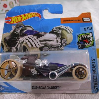 Sale Photo Thumbnail #312: 3 of the Hot Wheels cars are new in pkg., see pictures