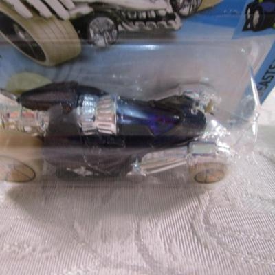 Sale Photo Thumbnail #313: 3 of the Hot Wheels cars are new in pkg., see pictures