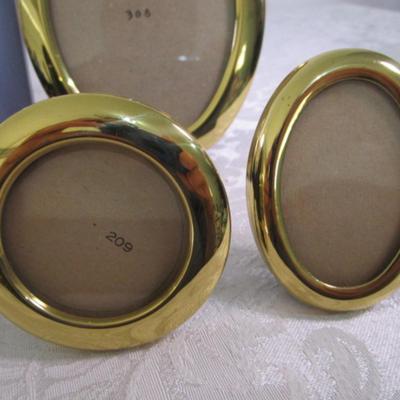Sale Photo Thumbnail #392: Oval 4-1/8" tall, 5-1/2" tall, 3" tall, 2-3/4" tall, rectangular is 2-1/2" x 3-1/2", see pictures