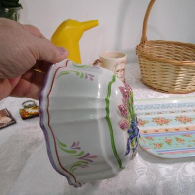 Sale Photo Thumbnail #505: Basket is 10" across x 4-1/2" tall, tray is 11-3/8" x 8-1/2", vase 9-3/4" tall 4-3/4" across, See pictures