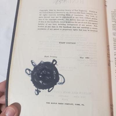 Tool Engineers Handbook and Machinists Books (B3-KD)