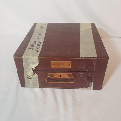 David White Co. US Navy Mark II Sextant in Original Case (B3-KD)