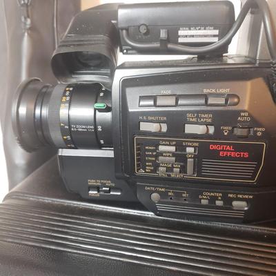 Panasonic Omni Movie AF X8 CCD Camera, Lenmar Video Lens and More (B3-KD)
