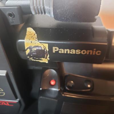 Panasonic Omni Movie AF X8 CCD Camera, Lenmar Video Lens and More (B3-KD)