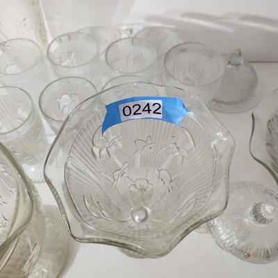 Lot of Jeannette Iris & Herringbone Depression Glass Bowls, Vases, Pitchter, Sugar Glasses and more