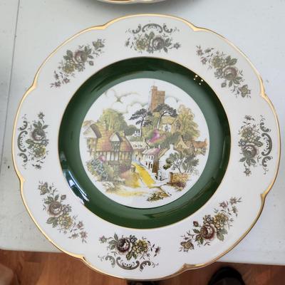 Lot of 7 Vintage Plates Serving Dishes Royal Worcester Evesham, Transart Industries Patrick Ng, Ascot Wood & Sons ,Royal Stafford