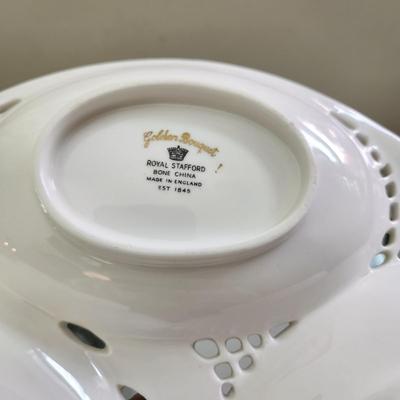 Lot of 7 Vintage Plates Serving Dishes Royal Worcester Evesham, Transart Industries Patrick Ng, Ascot Wood & Sons ,Royal Stafford