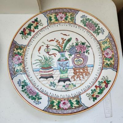 Lot of 7 Vintage Plates Serving Dishes Royal Worcester Evesham, Transart Industries Patrick Ng, Ascot Wood & Sons ,Royal Stafford