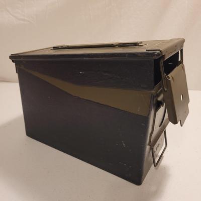 12 and 16 Gauge Shotgun Shells and Ammo Boxes (K-EL)