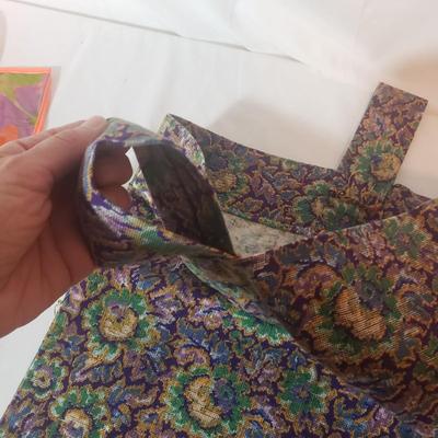 Vintage Women's Accessories (B3-KD)