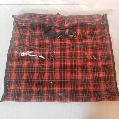 Vintage Metal Picnic Basket & More (B3-KD)