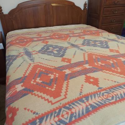 Vintage Woven Beacon Camp Blanket (B3-KD)