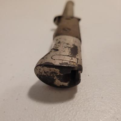 WW2 Bayonet, 37mm Dummy Round, and More (LR-EL)