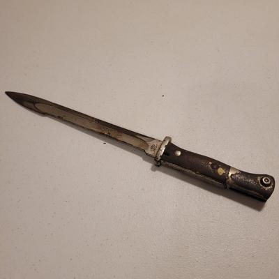 WW2 Bayonet, 37mm Dummy Round, and More (LR-EL)